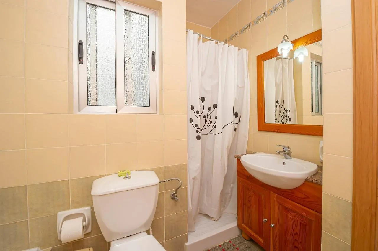 Spinola Bay Top Floor Seafront 3 Bedroom Apartment With Panoramic Sea Views - By Getawaysmalta Saint Julian's