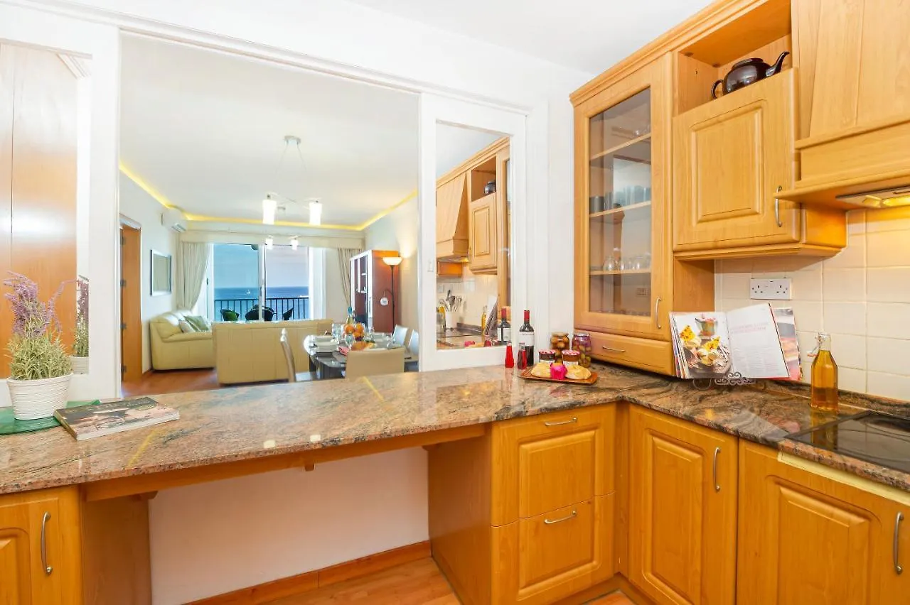 Spinola Bay Top Floor Seafront 3 Bedroom Apartment With Panoramic Sea Views - By Getawaysmalta Saint Julian's Malta
