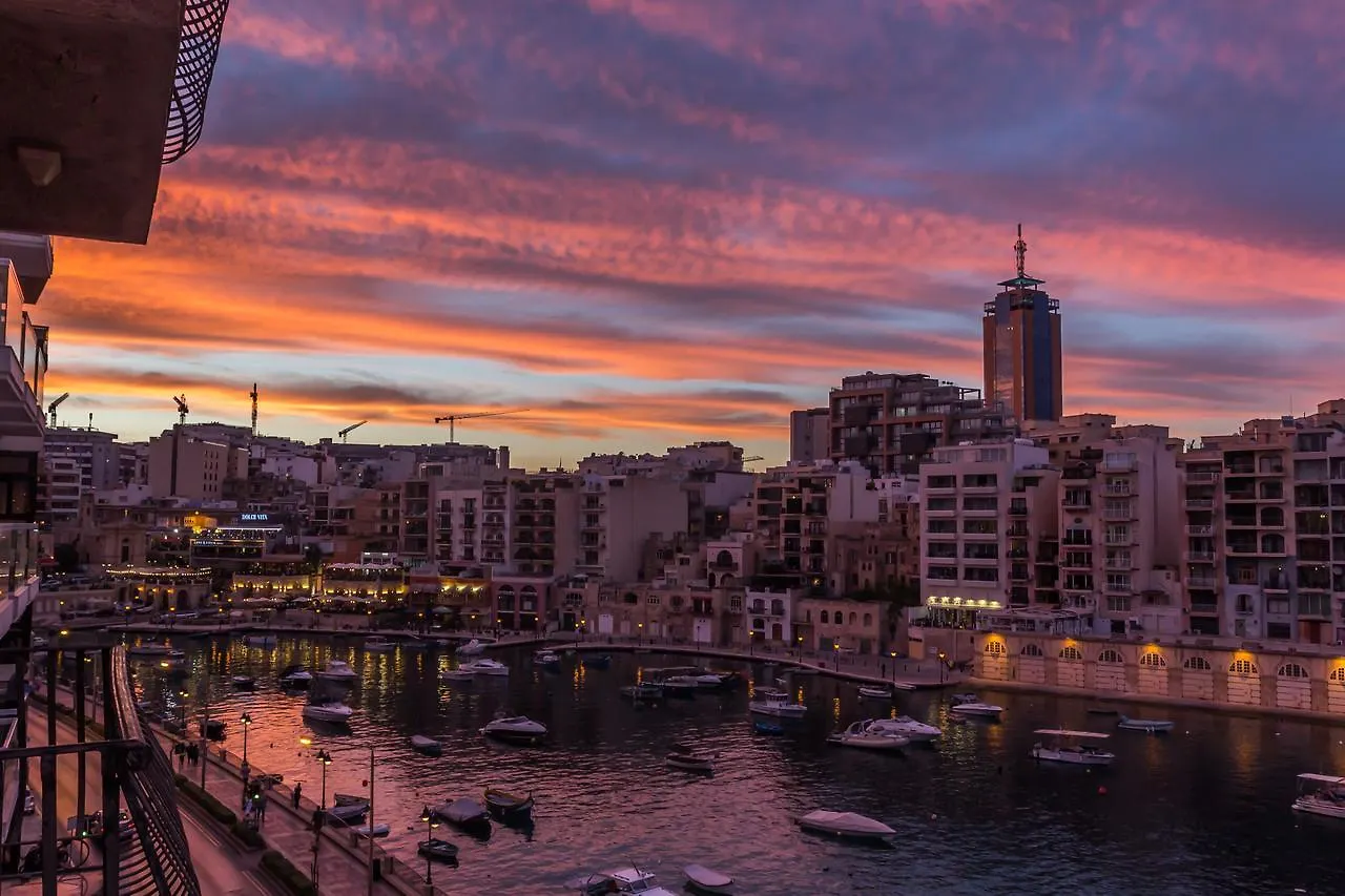 Spinola Bay Top Floor Seafront 3 Bedroom Apartment With Panoramic Sea Views - By Getawaysmalta Saint Julian's Malta