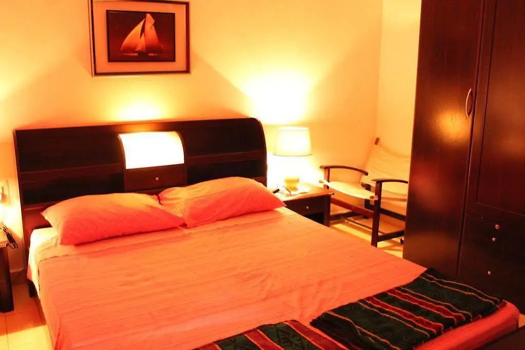 Spinola Bay Top Floor Seafront 3 Bedroom Apartment With Panoramic Sea Views - By Getawaysmalta Saint Julian's