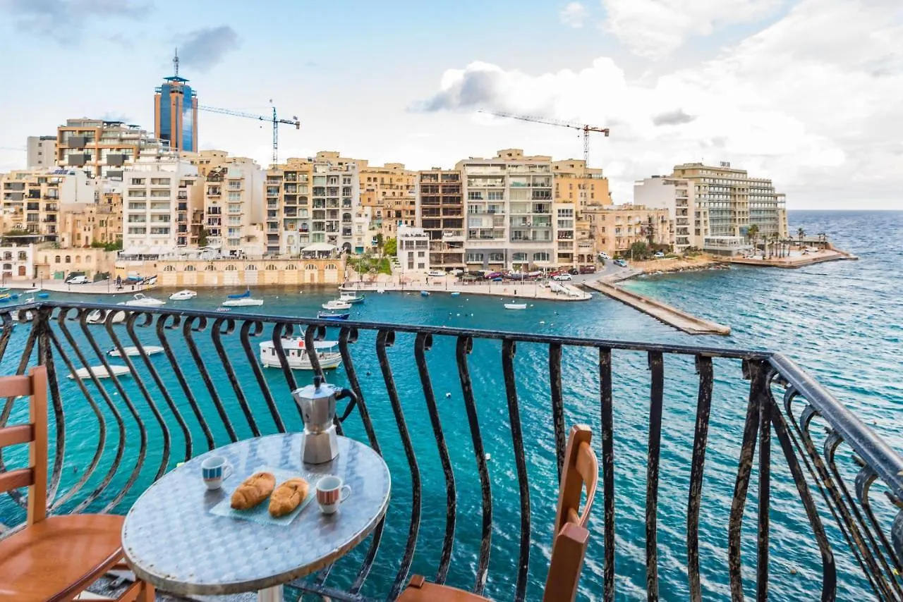 Spinola Bay Top Floor Seafront 3 Bedroom Apartment With Panoramic Sea Views - By Getawaysmalta Saint Julian's