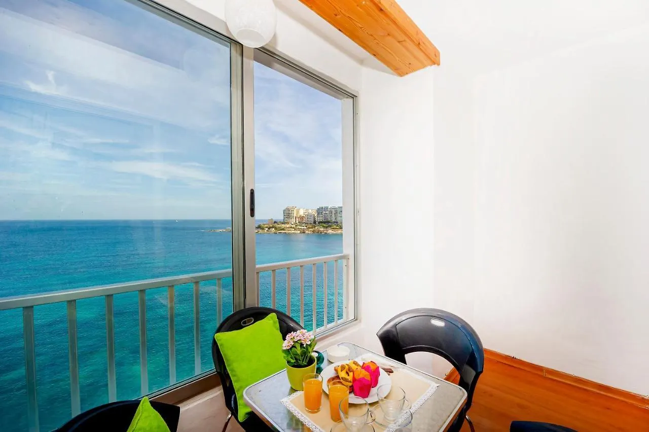 Spinola Bay Top Floor Seafront 3 Bedroom Apartment With Panoramic Sea Views - By Getawaysmalta Saint Julian's
