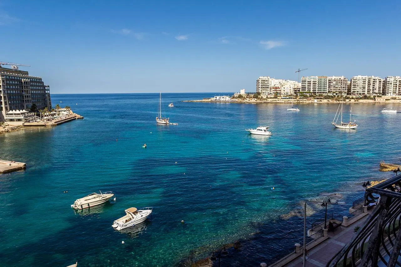 Spinola Bay Top Floor Seafront 3 Bedroom Apartment With Panoramic Sea Views - By Getawaysmalta Saint Julian's