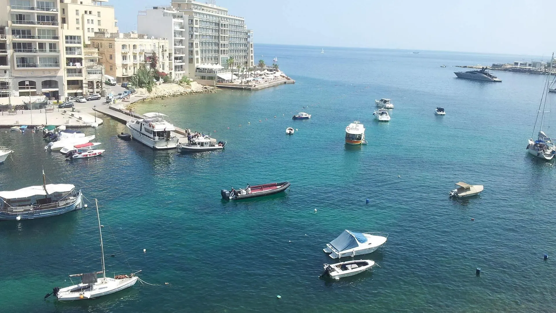 Spinola Bay Top Floor Seafront 3 Bedroom Apartment With Panoramic Sea Views - By Getawaysmalta Saint Julian's